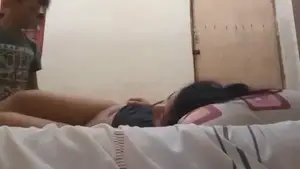 Bokep Indo Numpang Ngecas Di Kos Temen Bokep Indo Numpang Ngecas Di Kos Temen